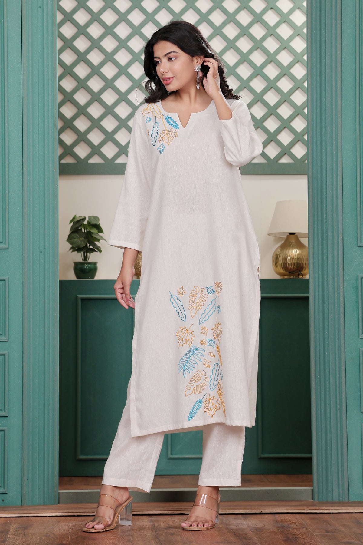 Off White Handloom Kurta Set with Floral Embroidery