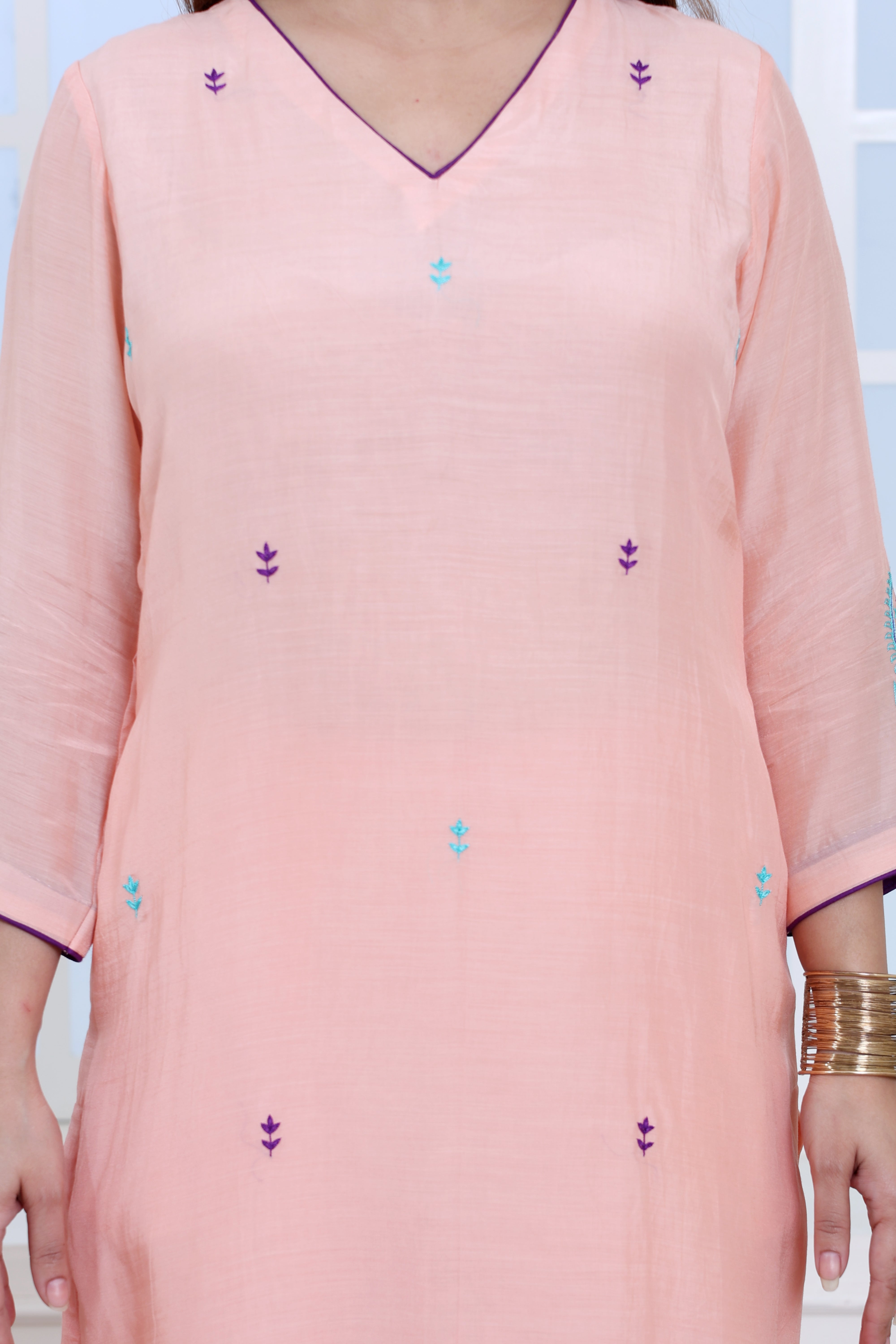 Peach Mul Chanderi Kurta Set with Poplin Pants and Floral Embroidery