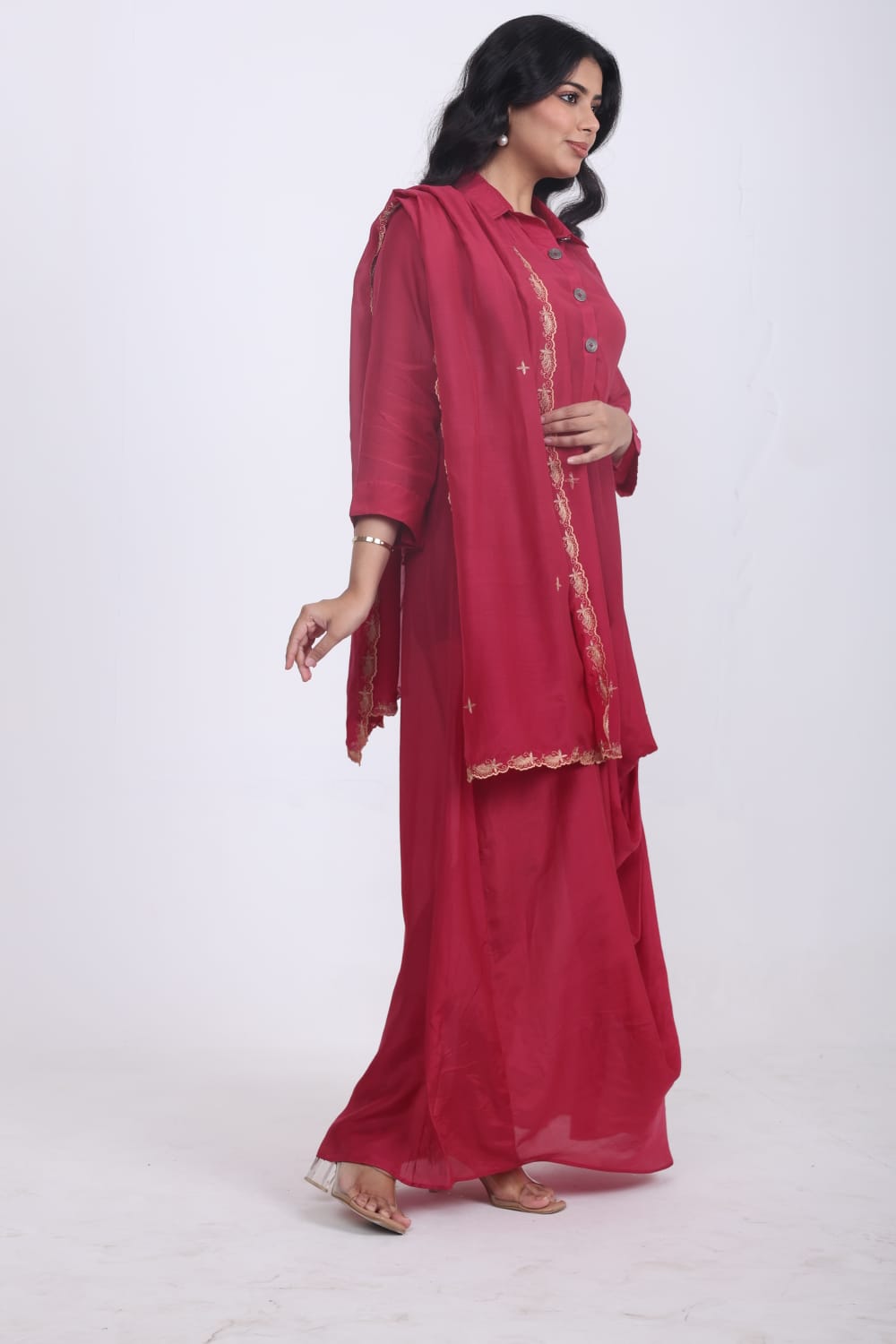 The Graceful Joyful Woman